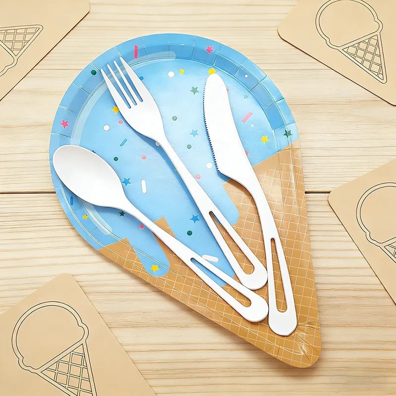 Couverts en plastique écologiques en forme de gouttelette